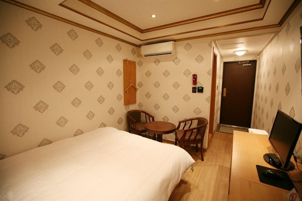 Gs Hotel Jongno Seoel Buitenkant foto