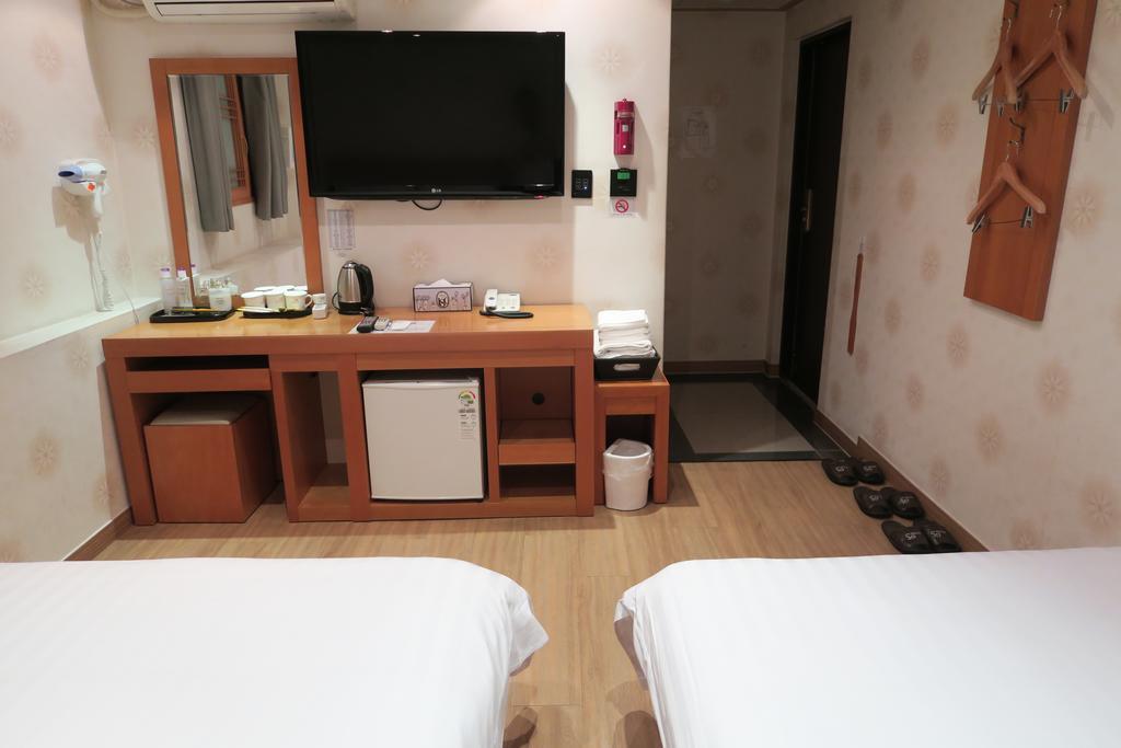 Gs Hotel Jongno Seoel Buitenkant foto