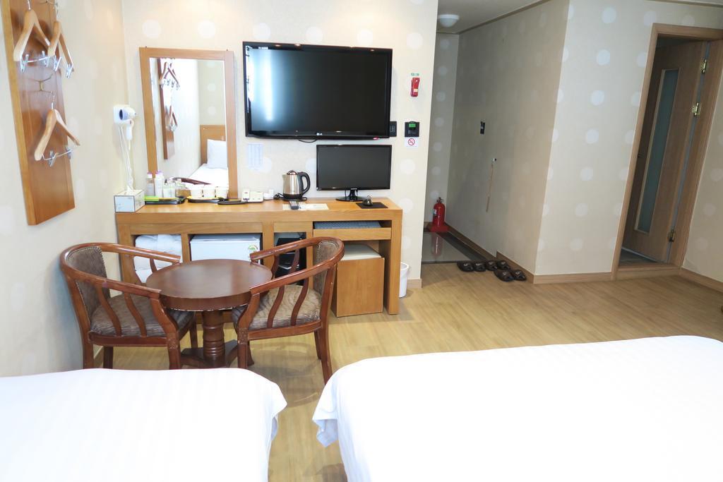 Gs Hotel Jongno Seoel Buitenkant foto