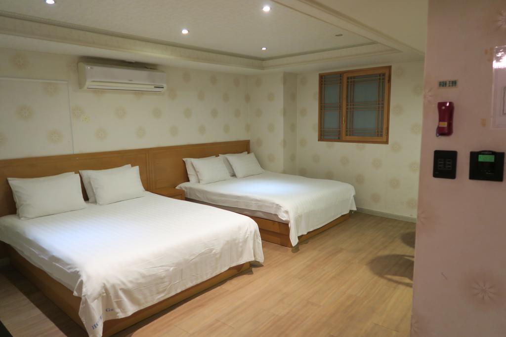Gs Hotel Jongno Seoel Buitenkant foto