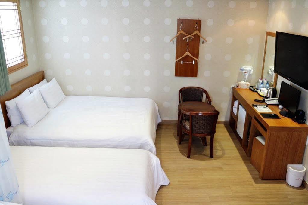 Gs Hotel Jongno Seoel Buitenkant foto