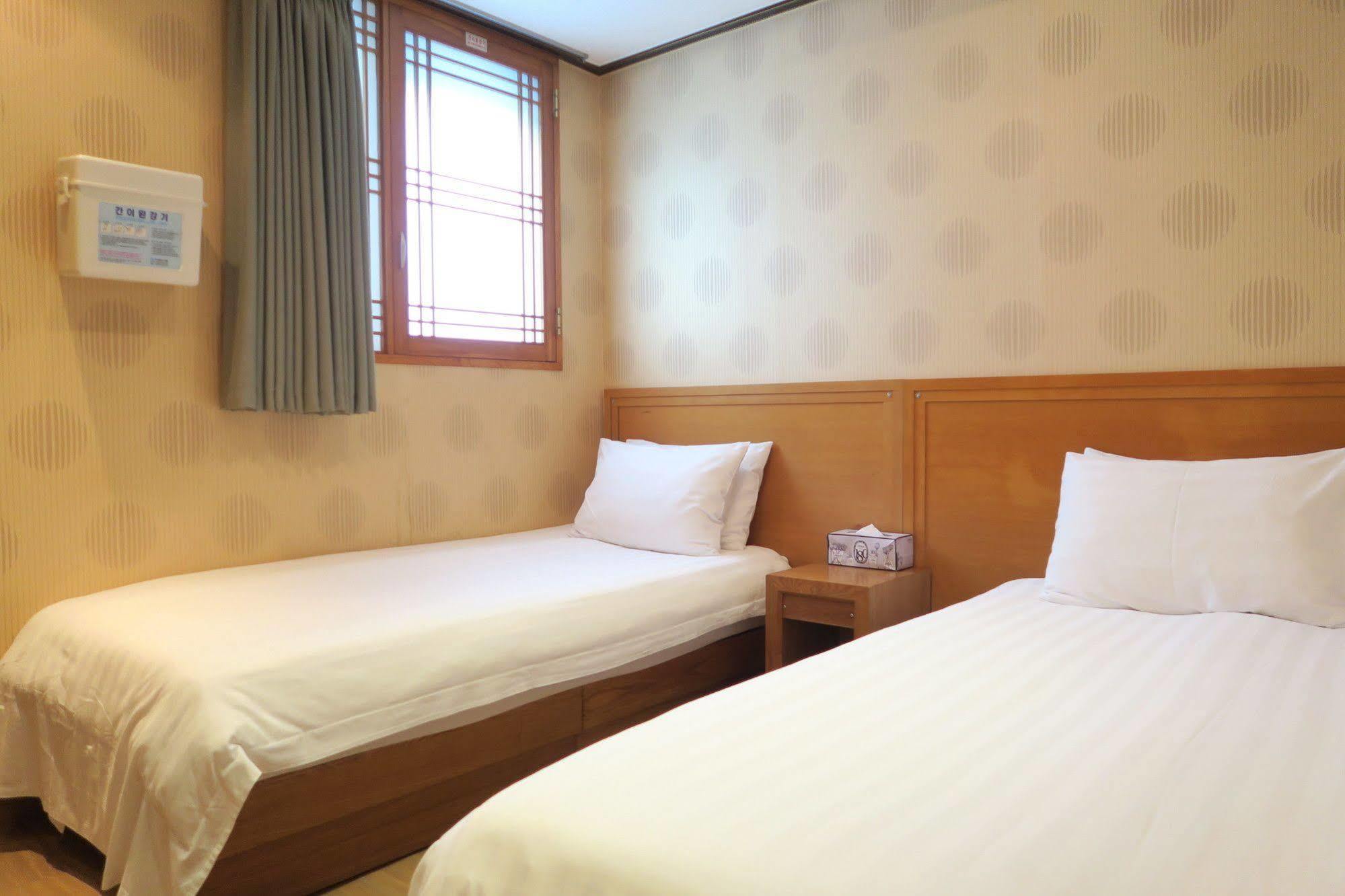 Gs Hotel Jongno Seoel Buitenkant foto