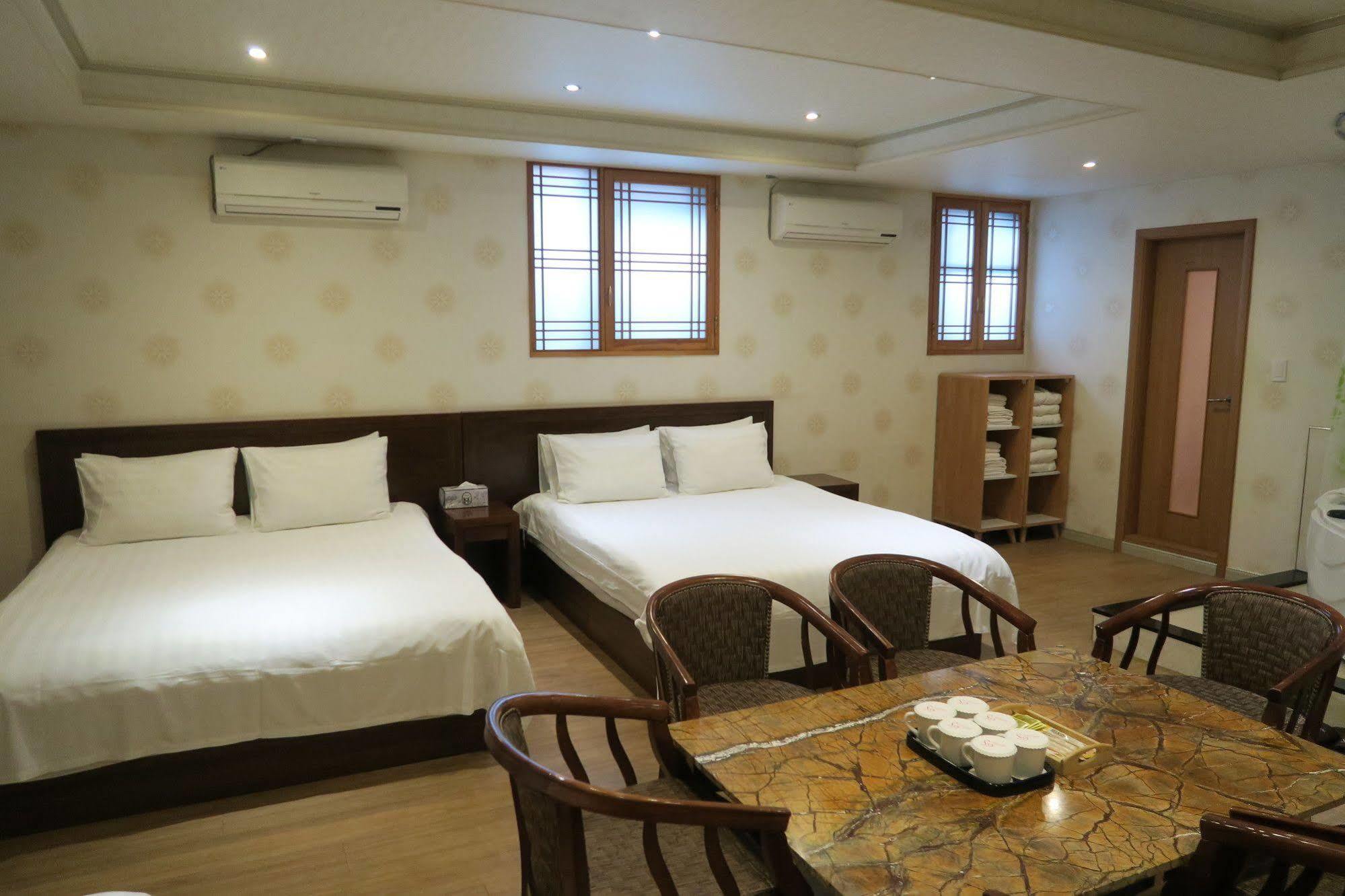 Gs Hotel Jongno Seoel Buitenkant foto